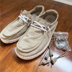 Hey Dude Wendy Sneakers Womens SZ 11